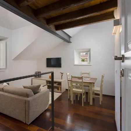 Nije Presa 3 Apartment