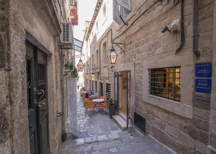 Apartman Nije Presa 3 *